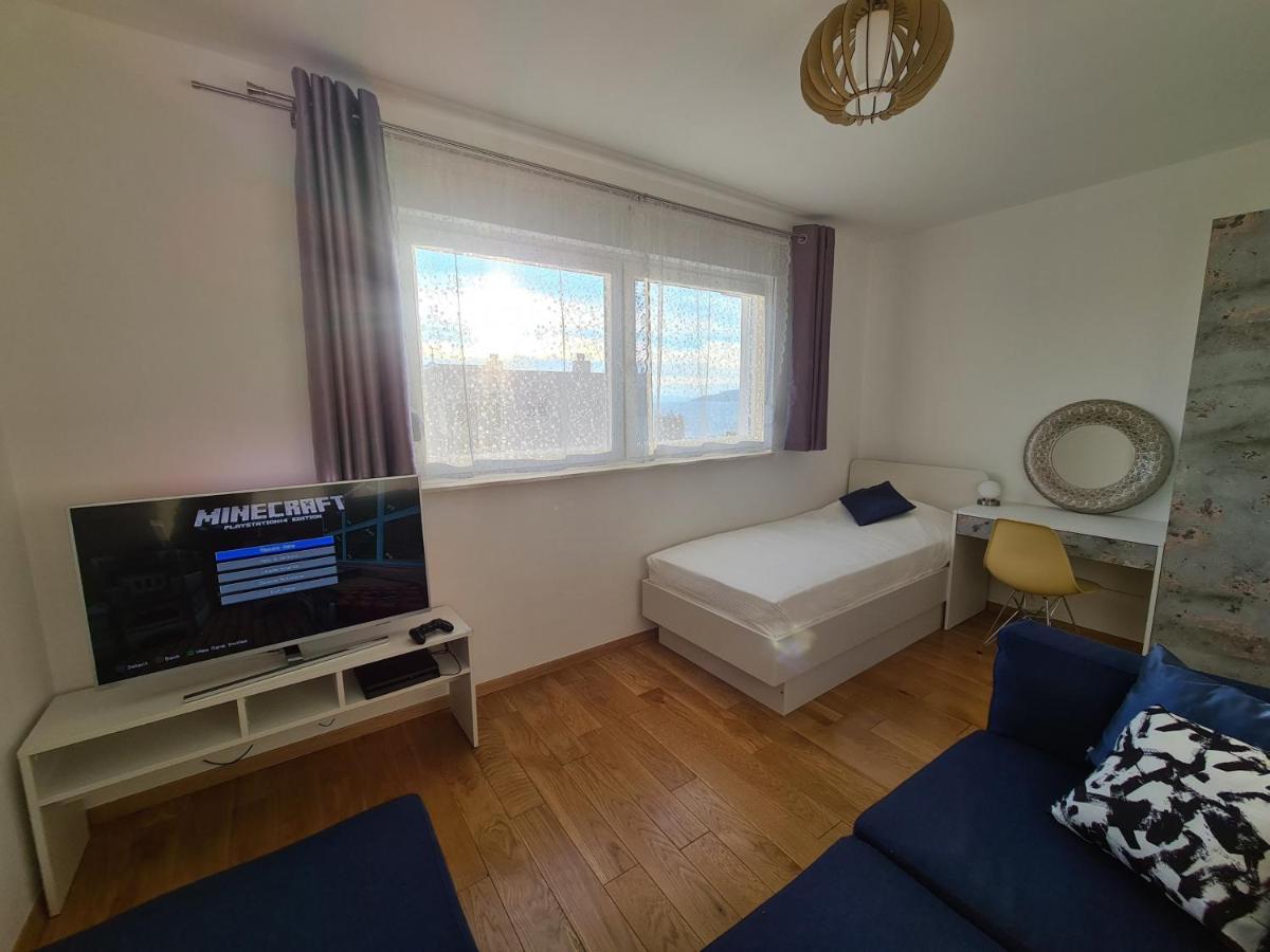 Mariposa Makarska 83M2 New Apartment With Garage Eksteriør bilde